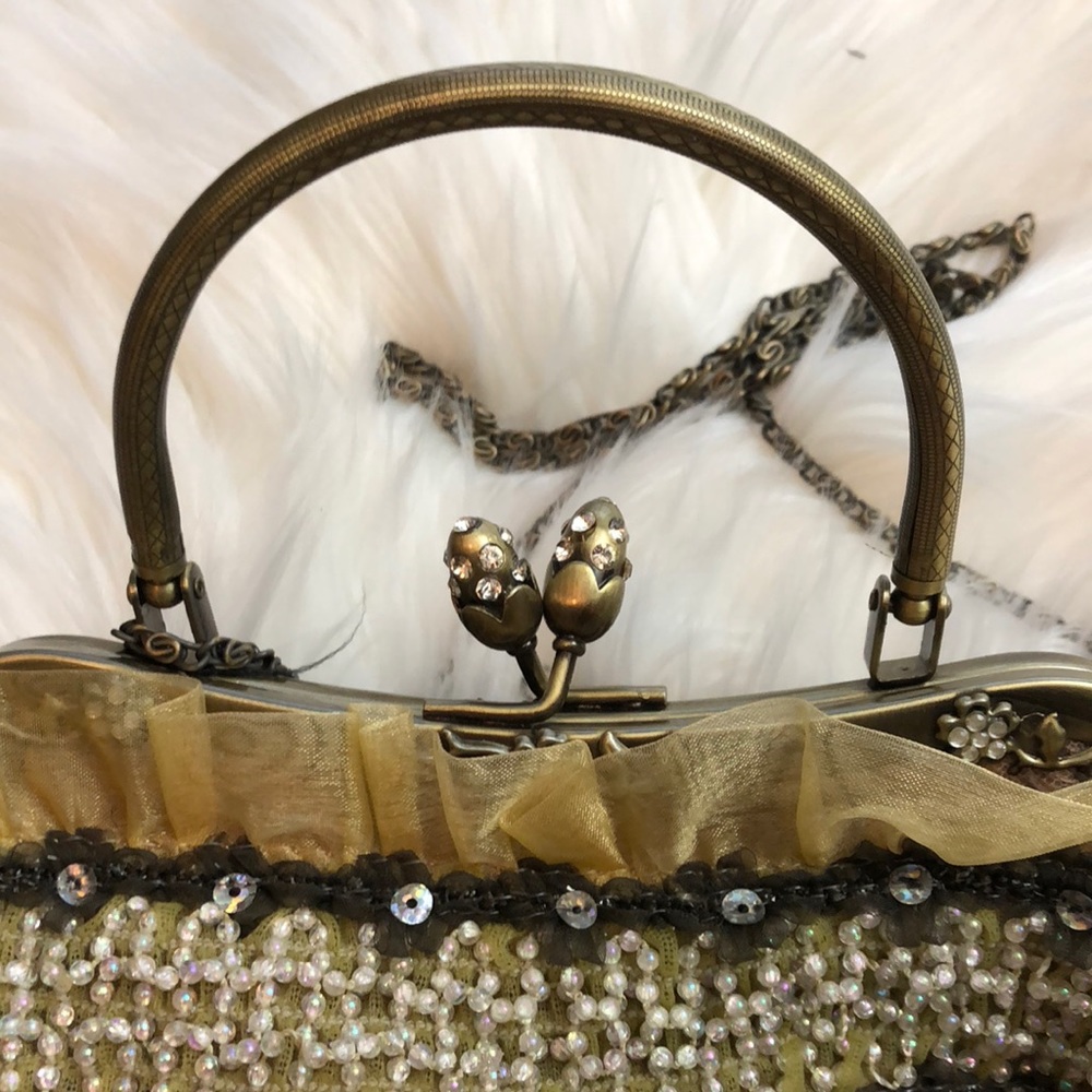 Vintage inspired top handle ruffle purse - Picture 4 of 8